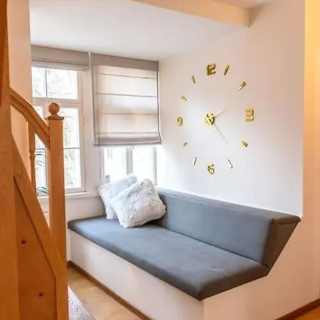 Top Floor Apartment With Two Balconies In The Old Town Tallinn Exterior photo